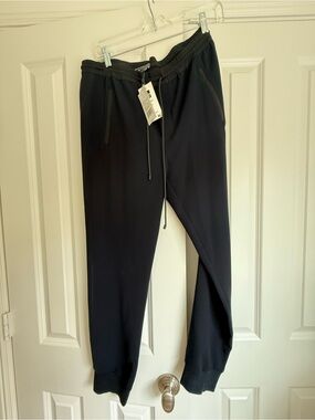 Vince Black Cropped Jogger Pants with Drawstring Waist